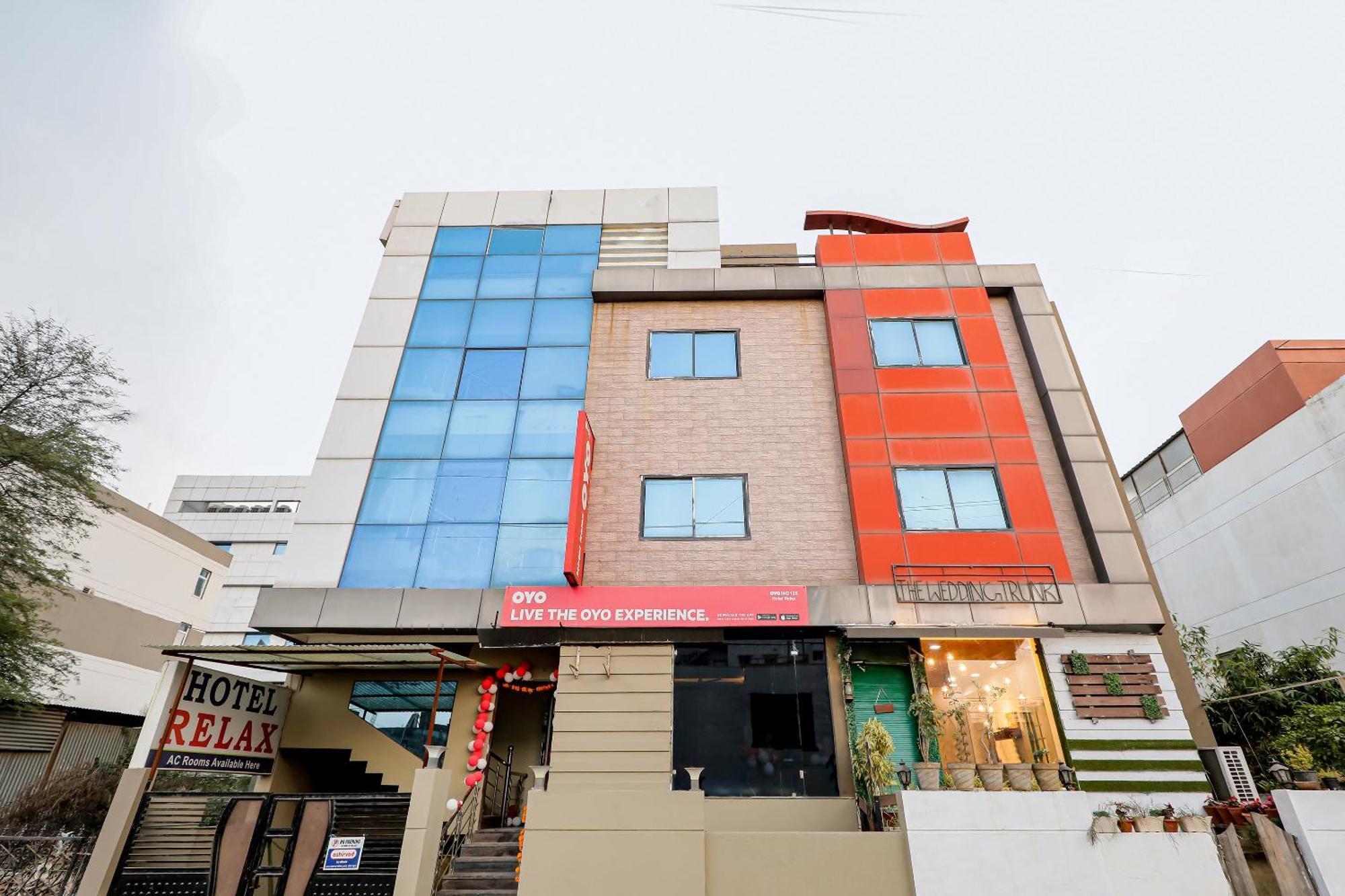 Oyo Hotel Relax Indore Eksteriør billede